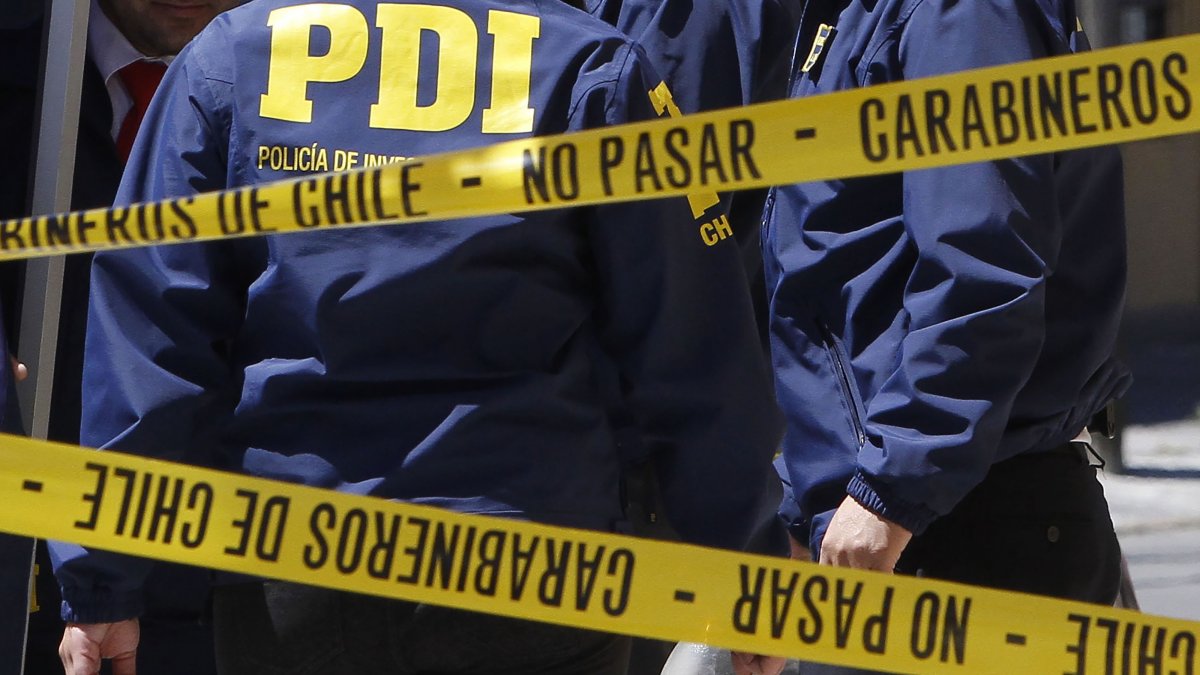 Imagen para: ¡ÚLTIMA HORA! Descubren residencial clandestina y clausuran talleres mecánicos en Antofagasta: Esto es lo que realmente pasó