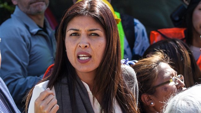 Imagen para: ¡ÚLTIMA HORA! Karen Rojo, la exalcaldesa de Antofagasta, regresa a Chile para cumplir su condena de cárcel por fraude al fisco. Esto es lo que realmente pasó.