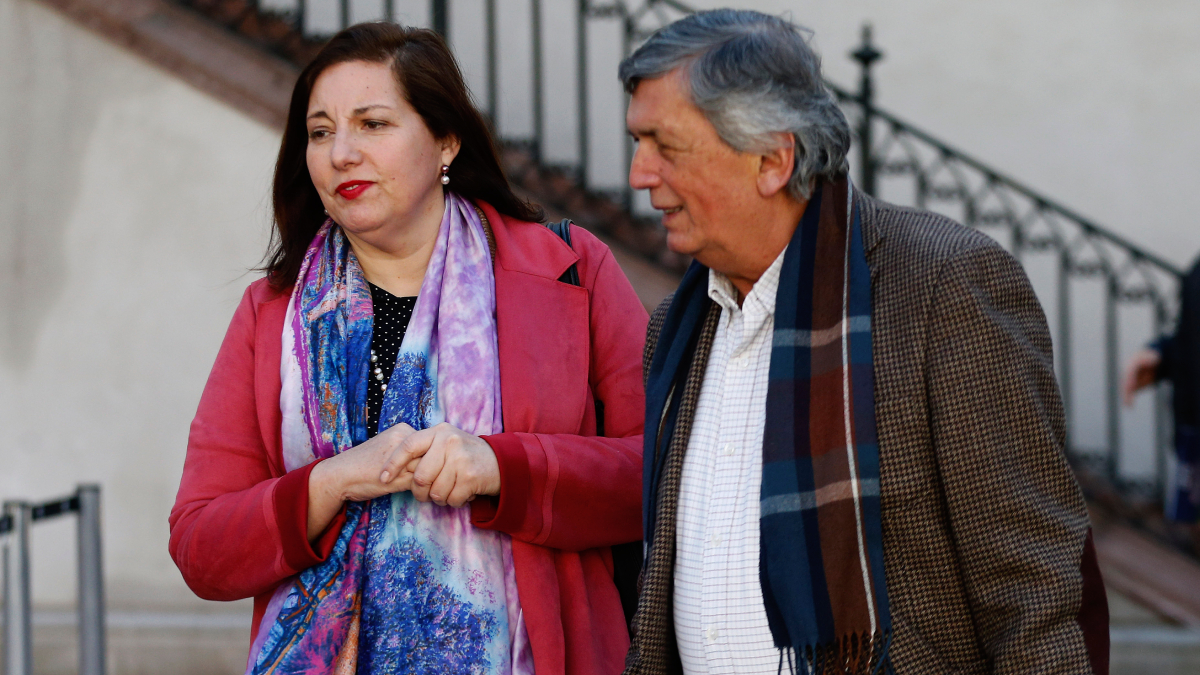 Imagen para: ¡ÚLTIMA HORA! La oposición se desmorona: ¿Por qué el Partido Comunista frustró la unidad frente a la megarreforma?