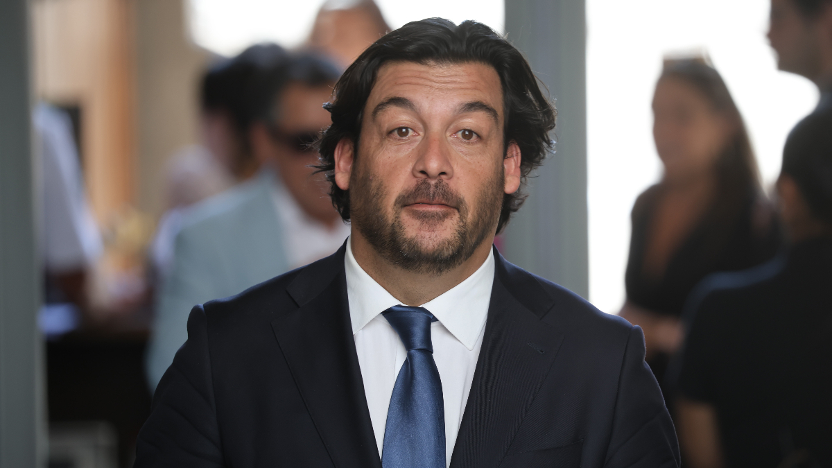 Imagen para: ¡ÚLTIMA HORA! Ministro Arrau revela su plan secreto para la seguridad: ¡Esto es lo que realmente pasó!